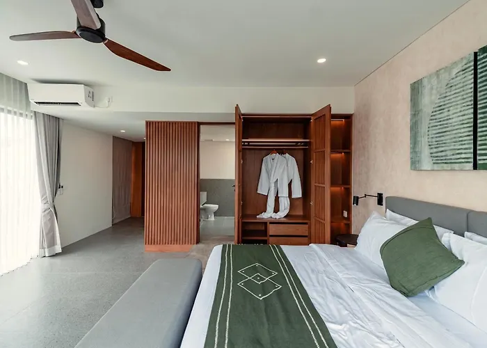 Villa Aky - Daily Service, Luxury Pool ! *