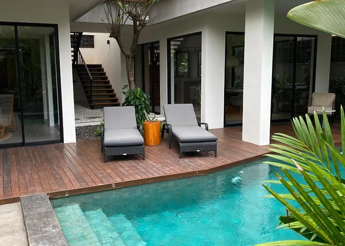 Villa Aky - Daily Service, Luxury Pool !