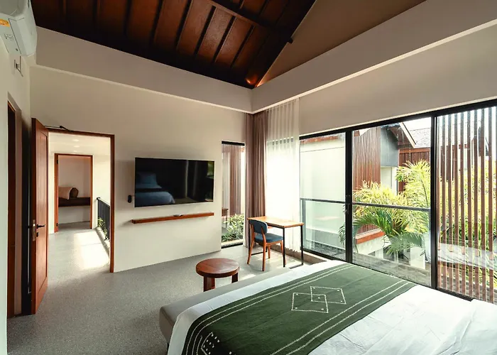 Aky - Daily Service, Luxury Pool ! Villa