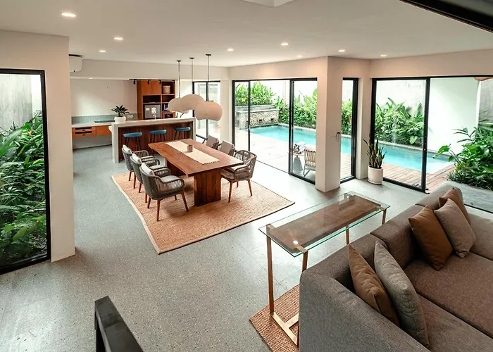 Villa Aky - Daily Service, Luxury Pool ! Canggu