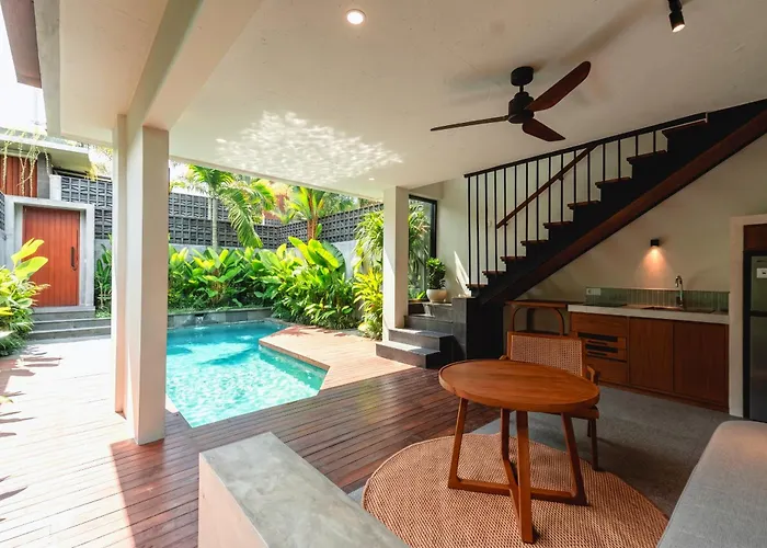 Aky - Daily Service, Luxury Pool ! Villa